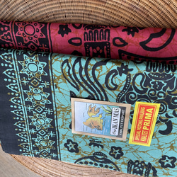 バティックプリントの布　ブルーグリーンバロン 7枚目の画像