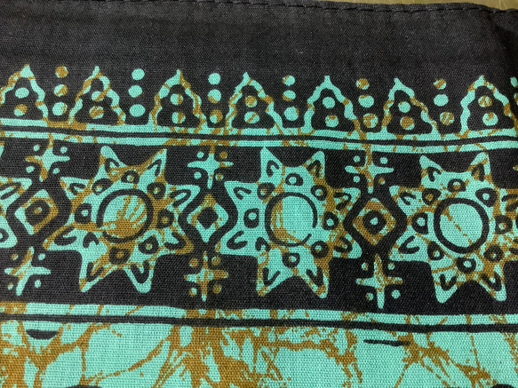 バティックプリントの布　ブルーグリーンバロン 2枚目の画像