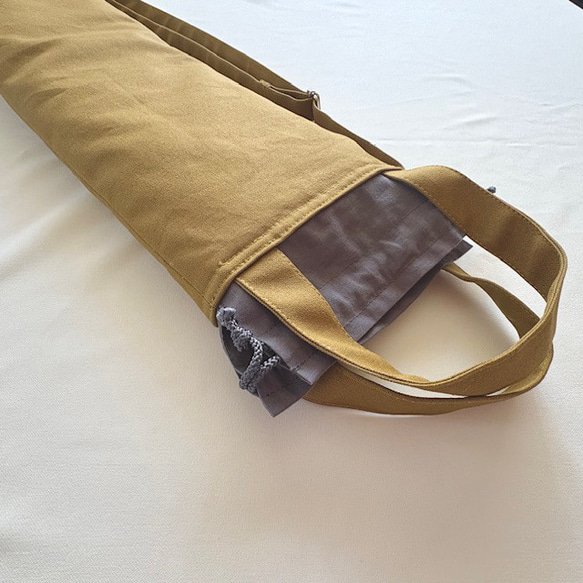 譜面台ケース（カーキ）〜持ち手付、肩紐付の譜面台バッグ〜　厚めキルト芯入りなので譜面台を守ってくれる♡ 11枚目の画像