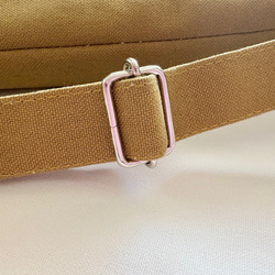 譜面台ケース（カーキ）〜持ち手付、肩紐付の譜面台バッグ〜　厚めキルト芯入りなので譜面台を守ってくれる♡ 6枚目の画像