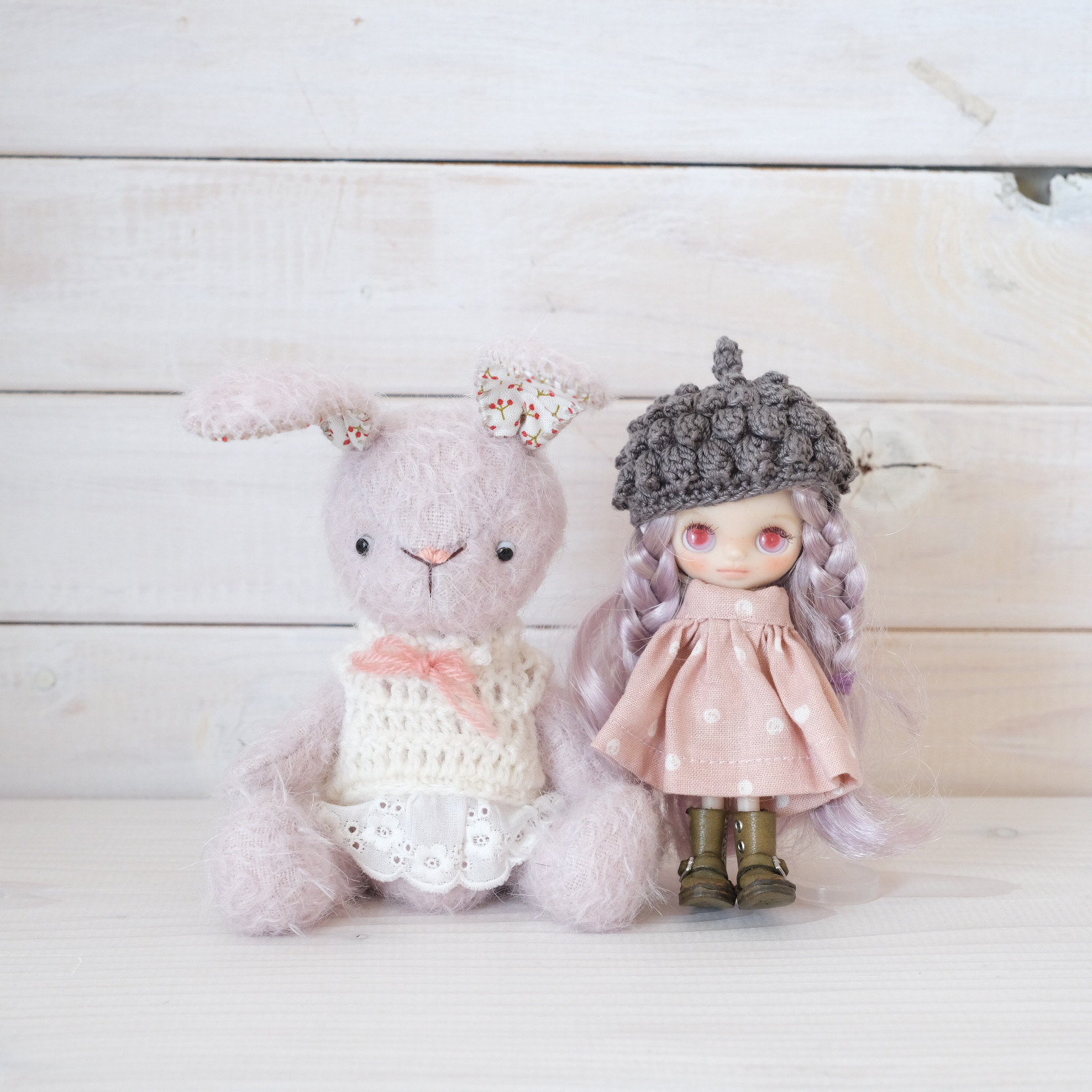 ピンクのうさぎさんのぬいぐるみ　テディベア　teddy bear　うさぎのぬいぐるみ