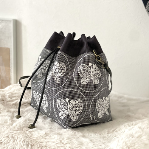 ⚮̈ミナペルホネン forest wing シプリバッグ 巾着ショルダーバッグ