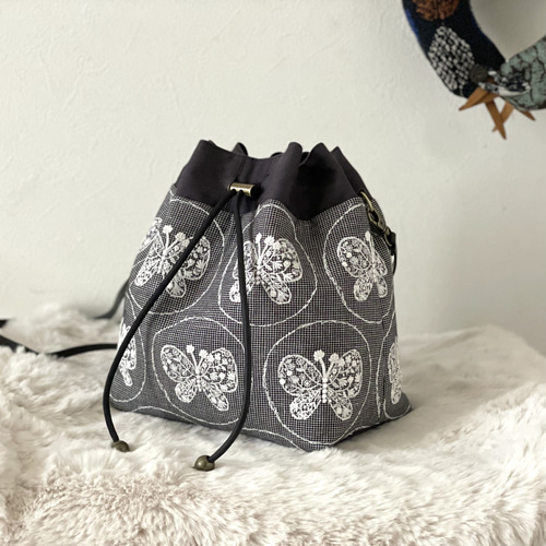 ⚮̈ミナペルホネン forest wing シプリバッグ 巾着ショルダーバッグ