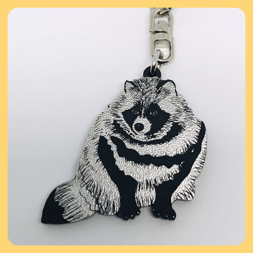 タヌキ キーホルダー アクセサリー 動物 狸 たぬき 両面加工