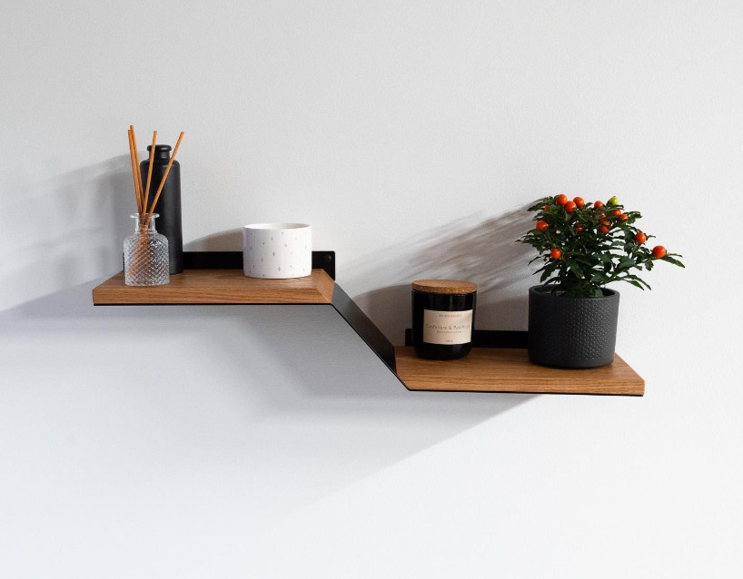 ウォールシェルフ　飾り棚　ディスプレイ