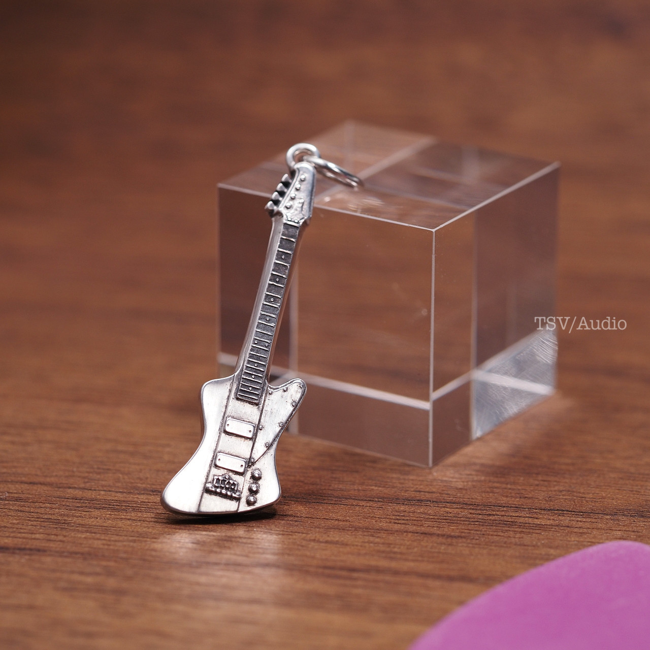 楽器アクセサリー ベースペンダント「サンダーバード」