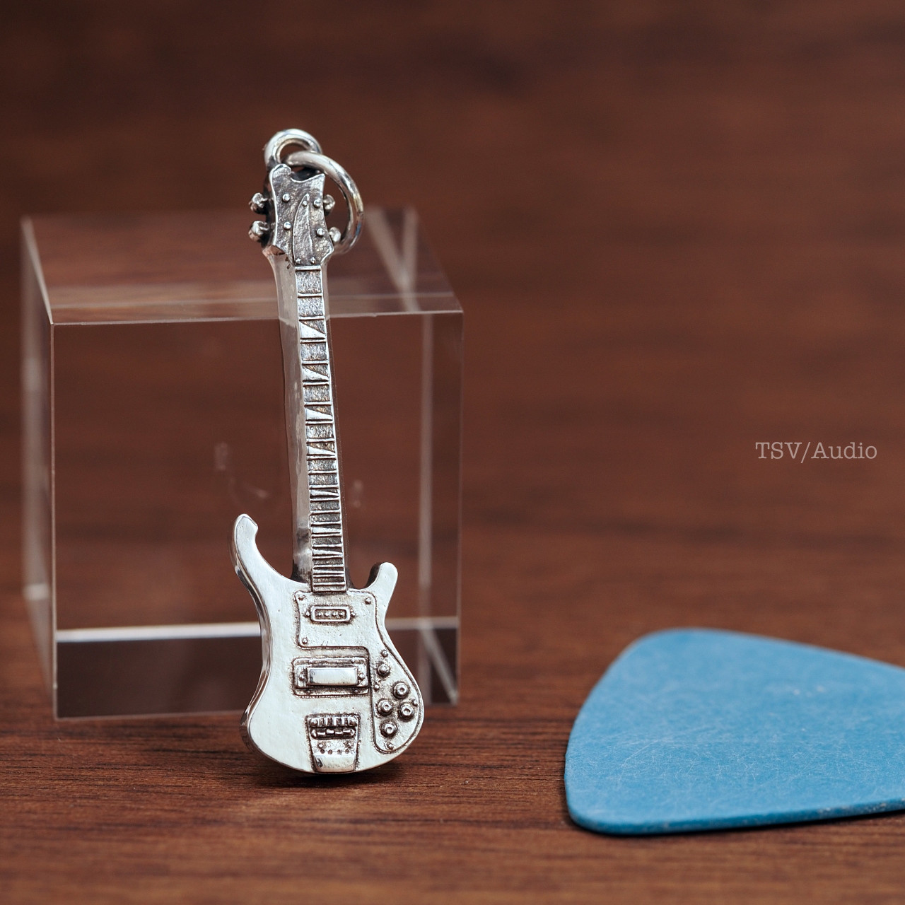 楽器アクセサリー ベースペンダント「4003ベース」 5,850円