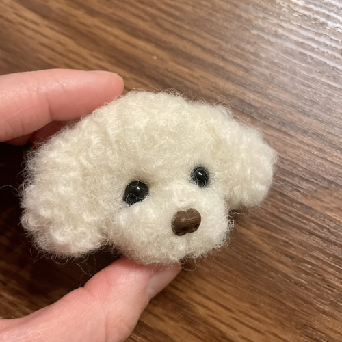羊毛フェルト□トイプードル□白色□ふわふわトイプー 羊毛フェルト犬