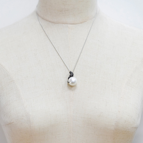 ミッドナイトパンサー パールネックレス 即発送可 20250121-023