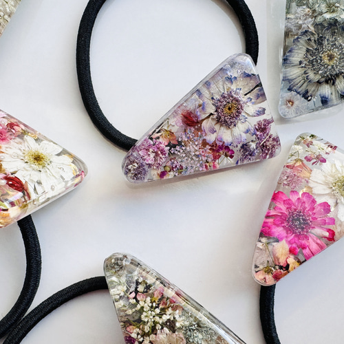 ラッピング無料 プチギフト ヘアゴム かすみ草 ハンドメイド レジン