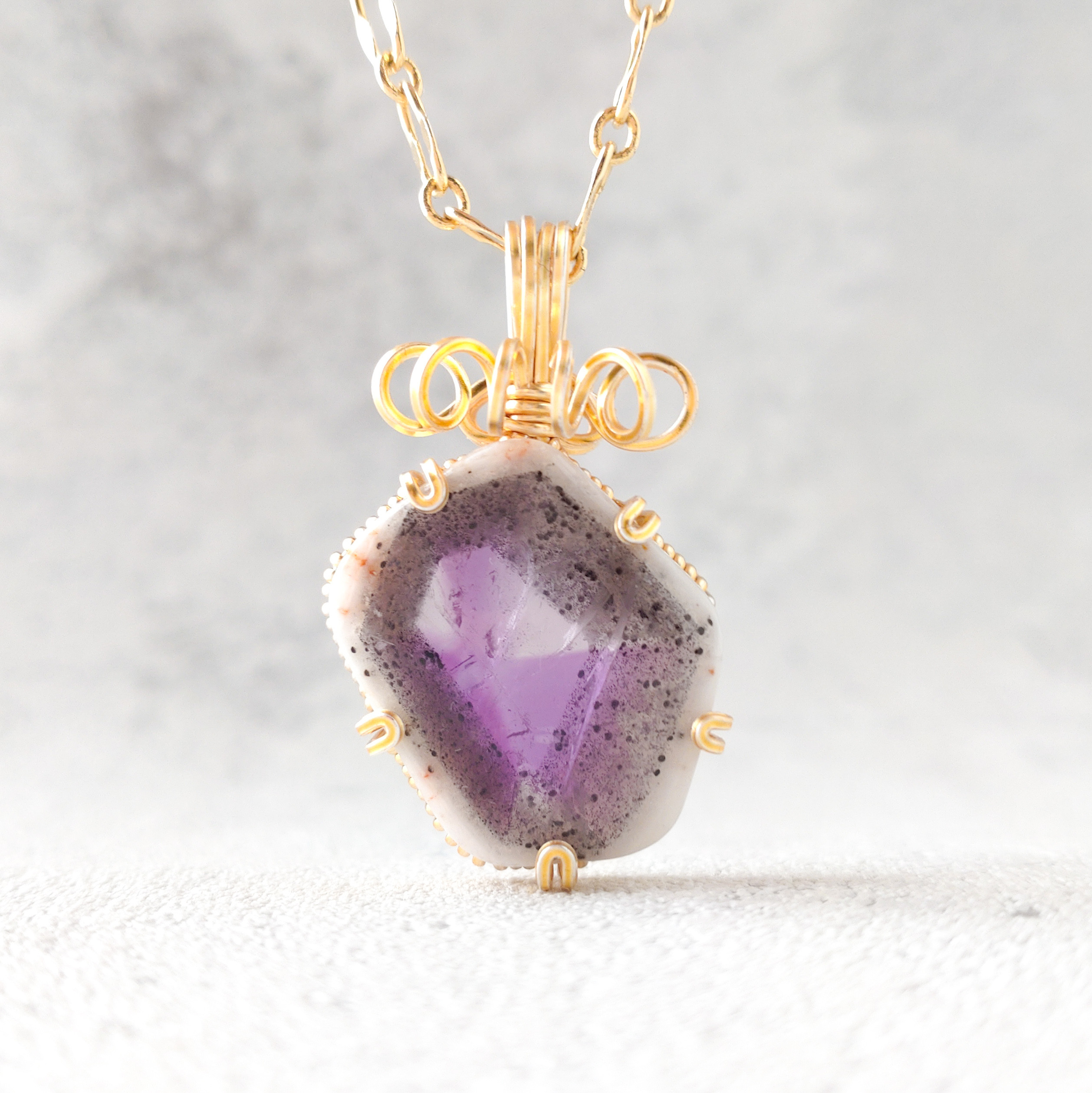 2月誕生石トラピッチェアメジスト②シャンデリアペンダントトップ✜ワイヤーラッピング