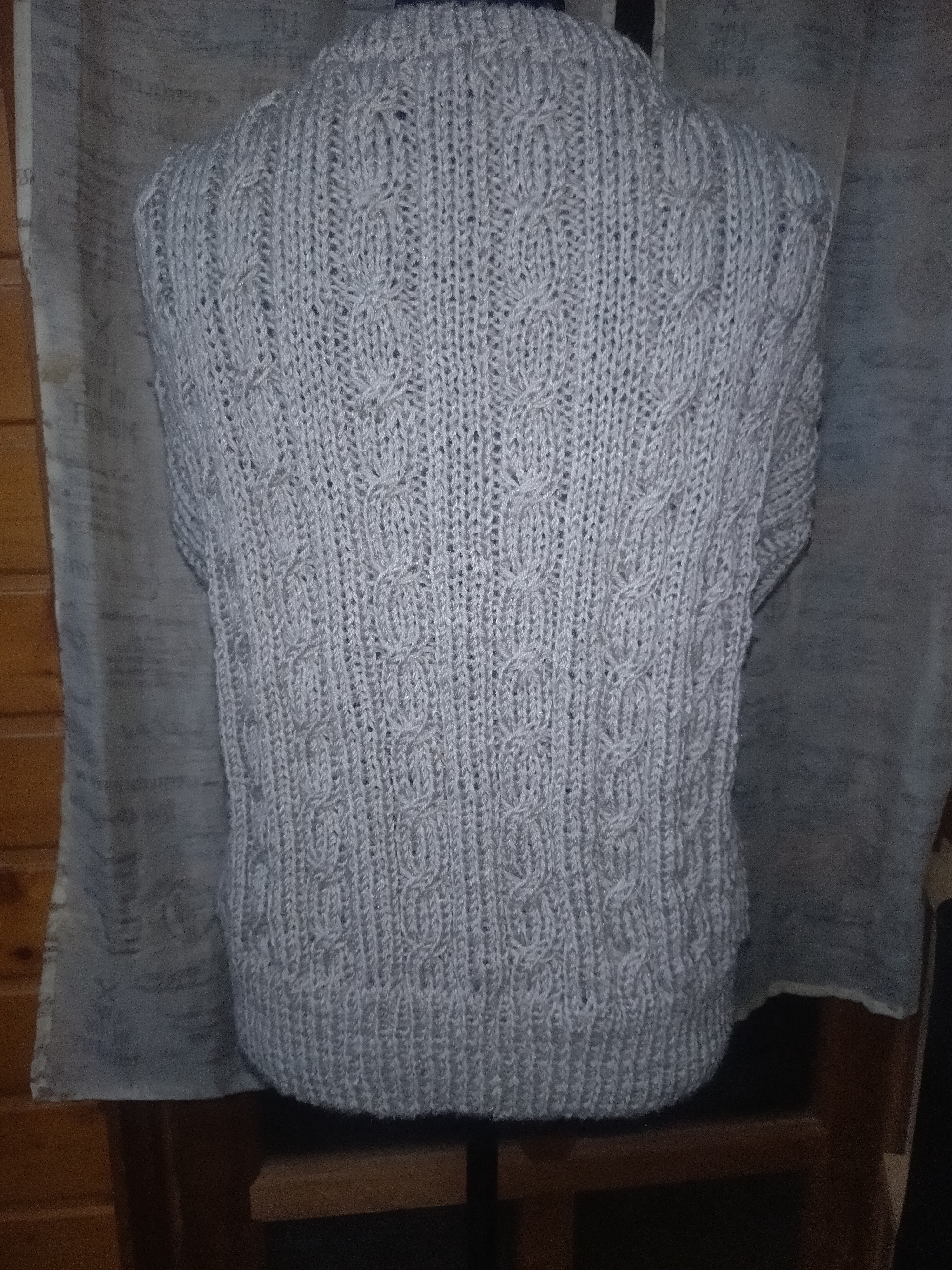 めちゃくちゃ暖か♡手編みのデザインセーター