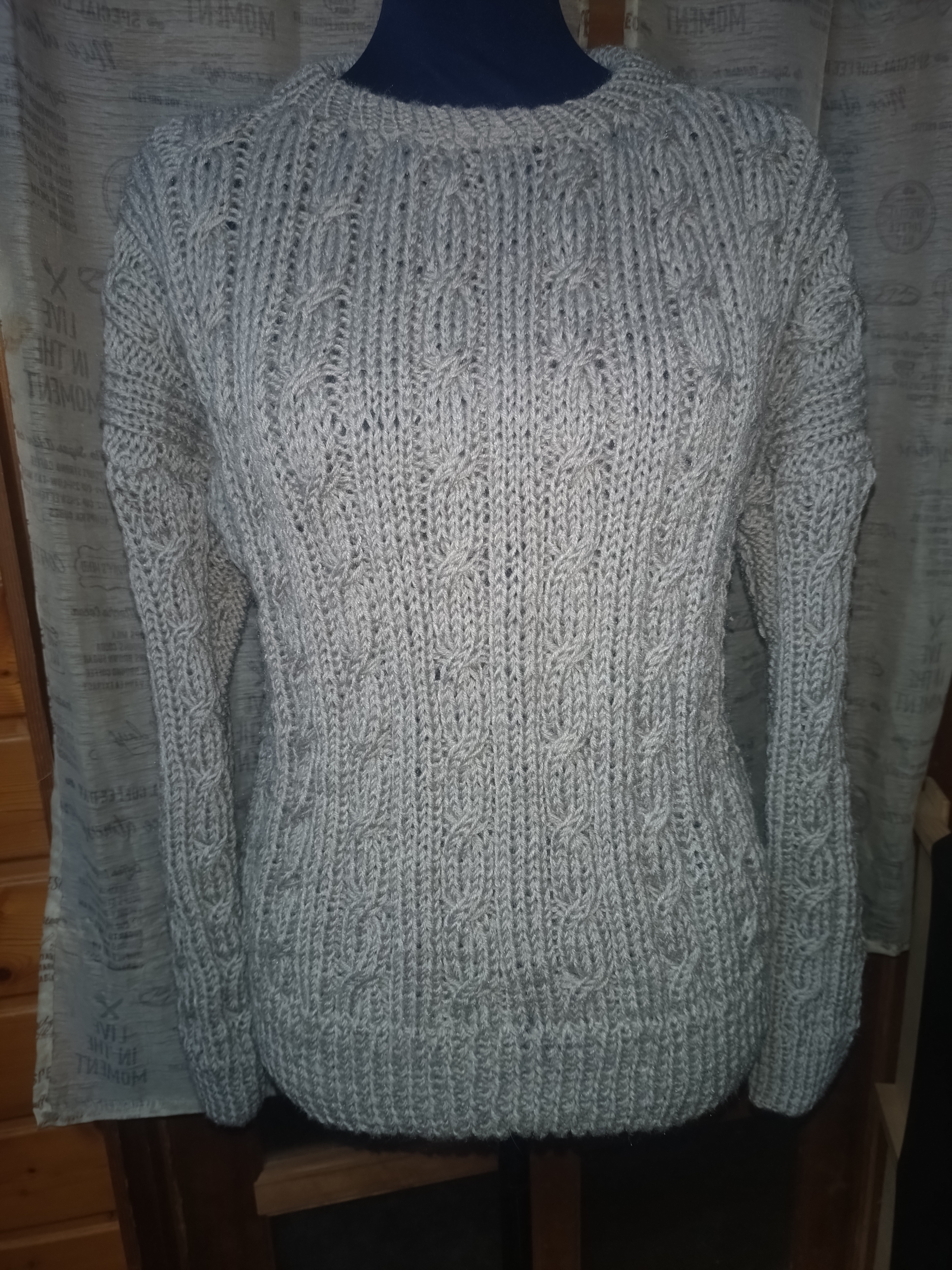 めちゃくちゃ暖か♡手編みのデザインセーター