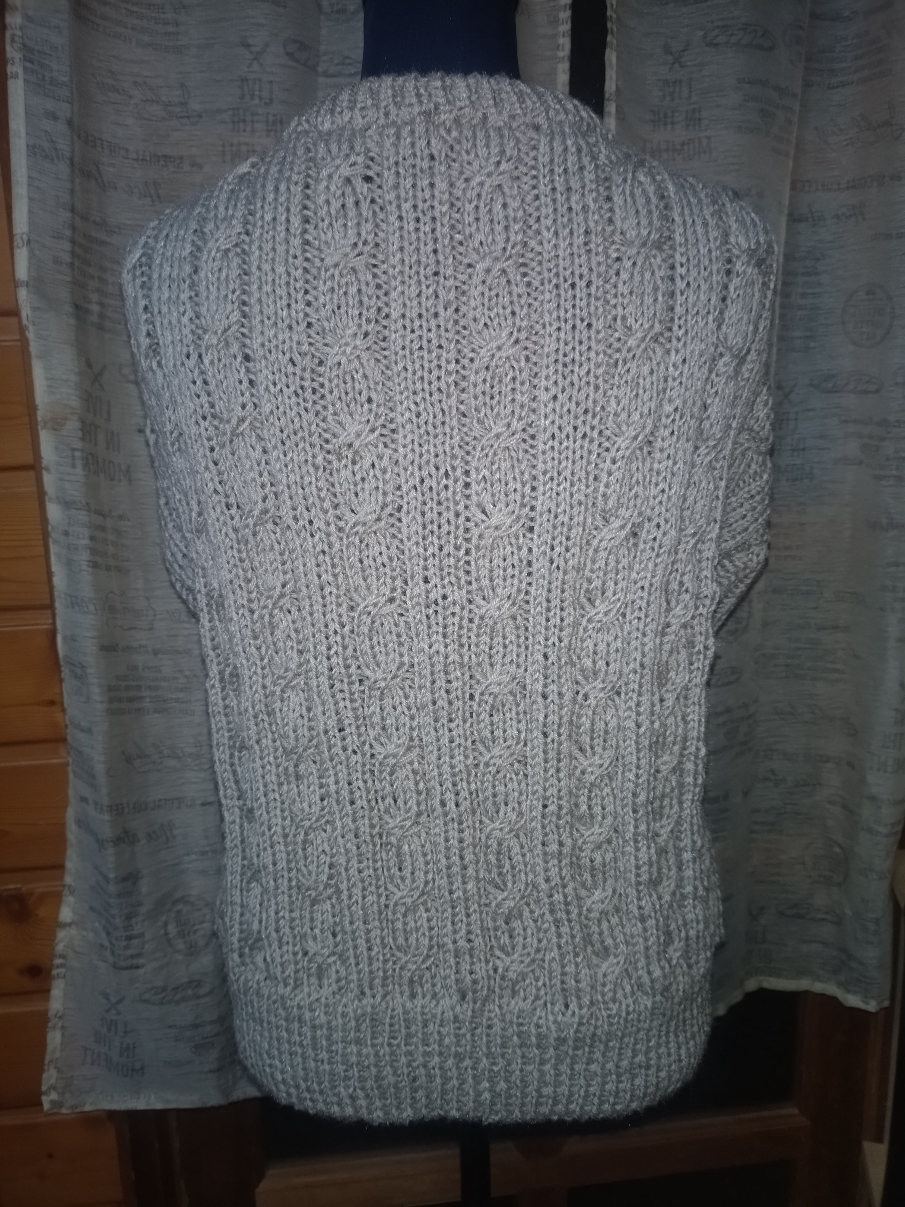 めちゃくちゃ暖か♡手編みのデザインセーター