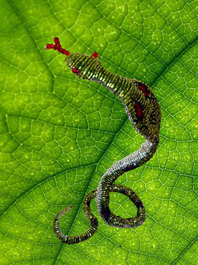 プレゼント用　ビーズ　置物　インテリア　ヘビー　キラキラ　可愛い　年シンボル