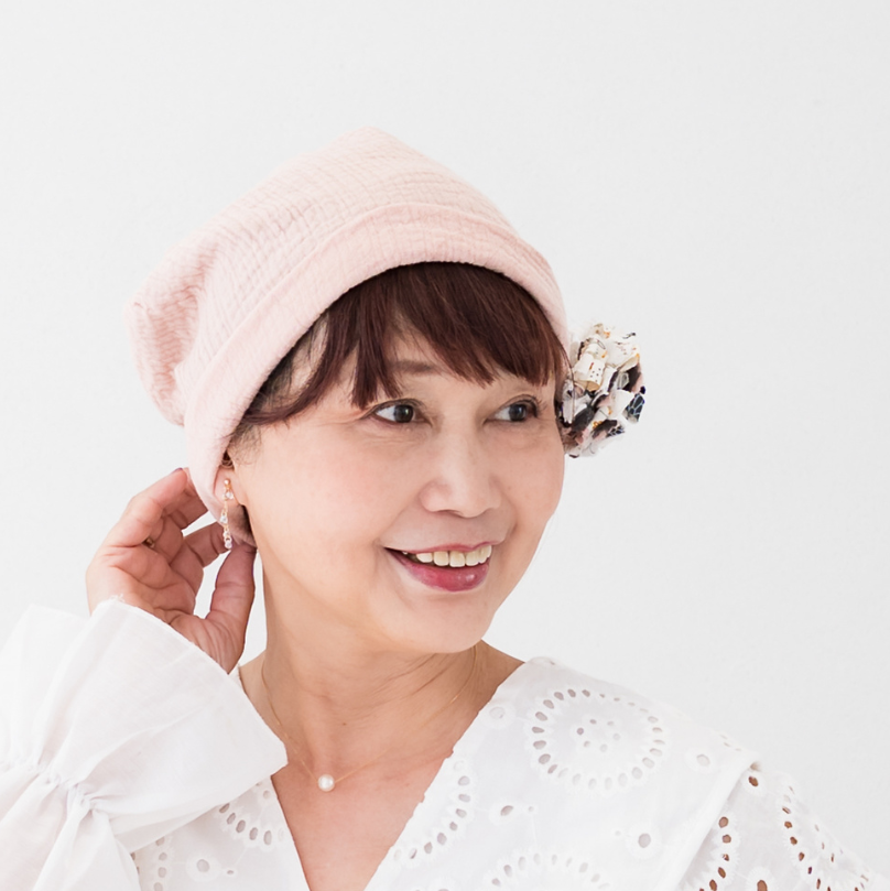 医療用ケア帽子ハンドメイド　ふんわりガーゼ一重　くすみピンク　mimi ふわふわガーゼ キャップ型 ケア帽子 リラックス 癒し ピンク