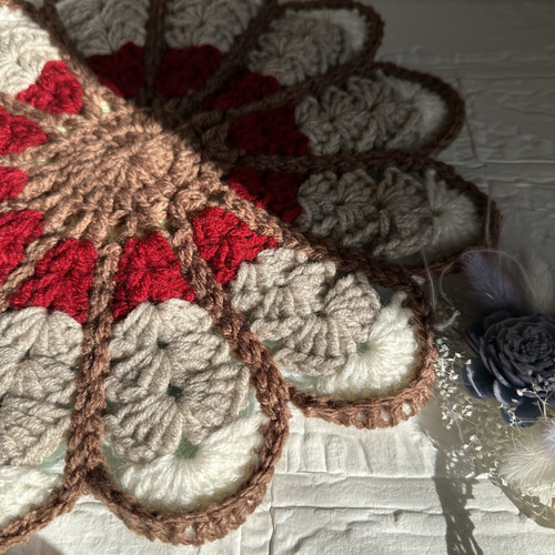 手編みの座布団☆ハンドメイド かぎ針編み お花 お花の座布団 