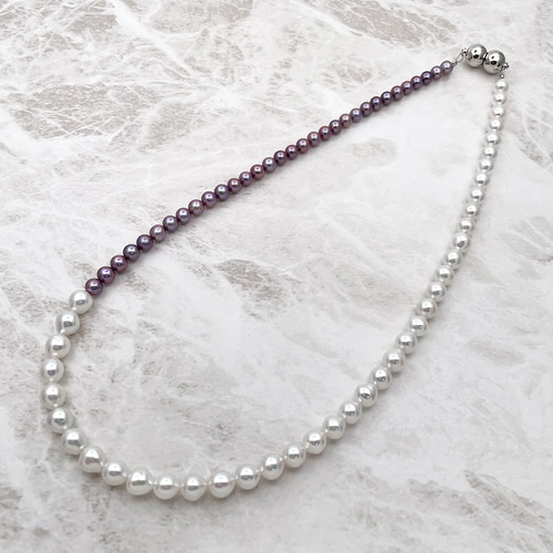 有核ラウンド＆有核バロック本真珠のナチュラルネックレス ケース付き