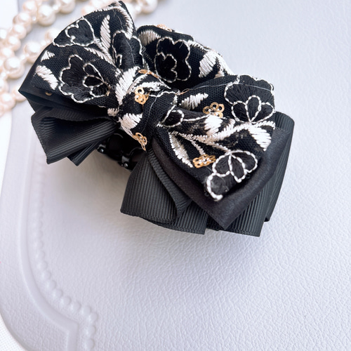 刺繍リボン バンスクリップ 大人可愛い ブラックカラー フォーマル