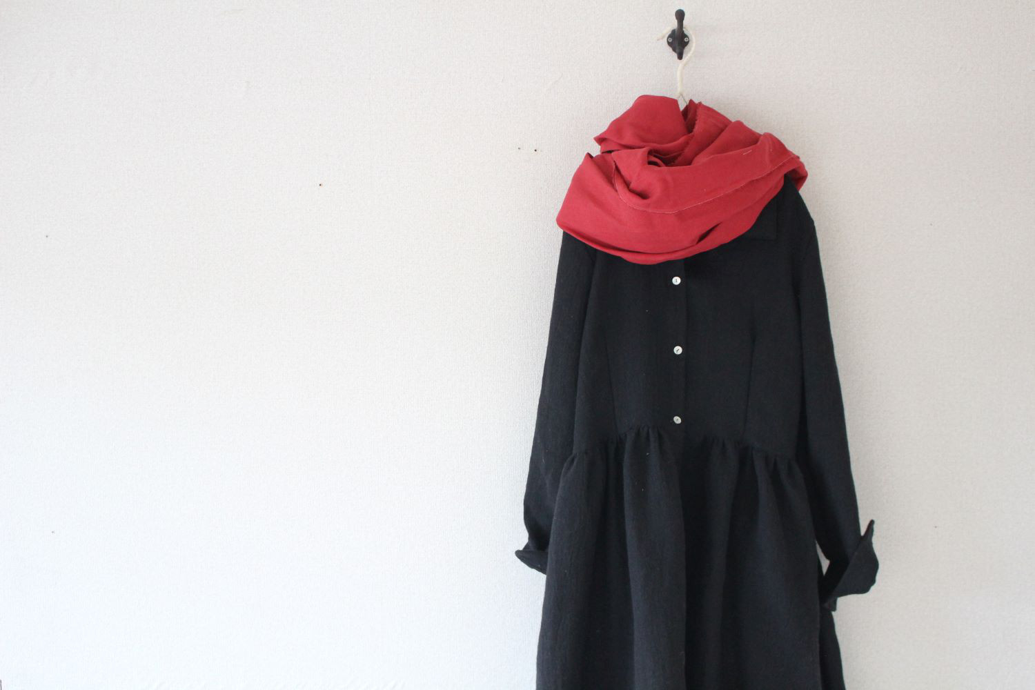 リネンロングギャザーシャツ＊リネンウール　Black 12,264円