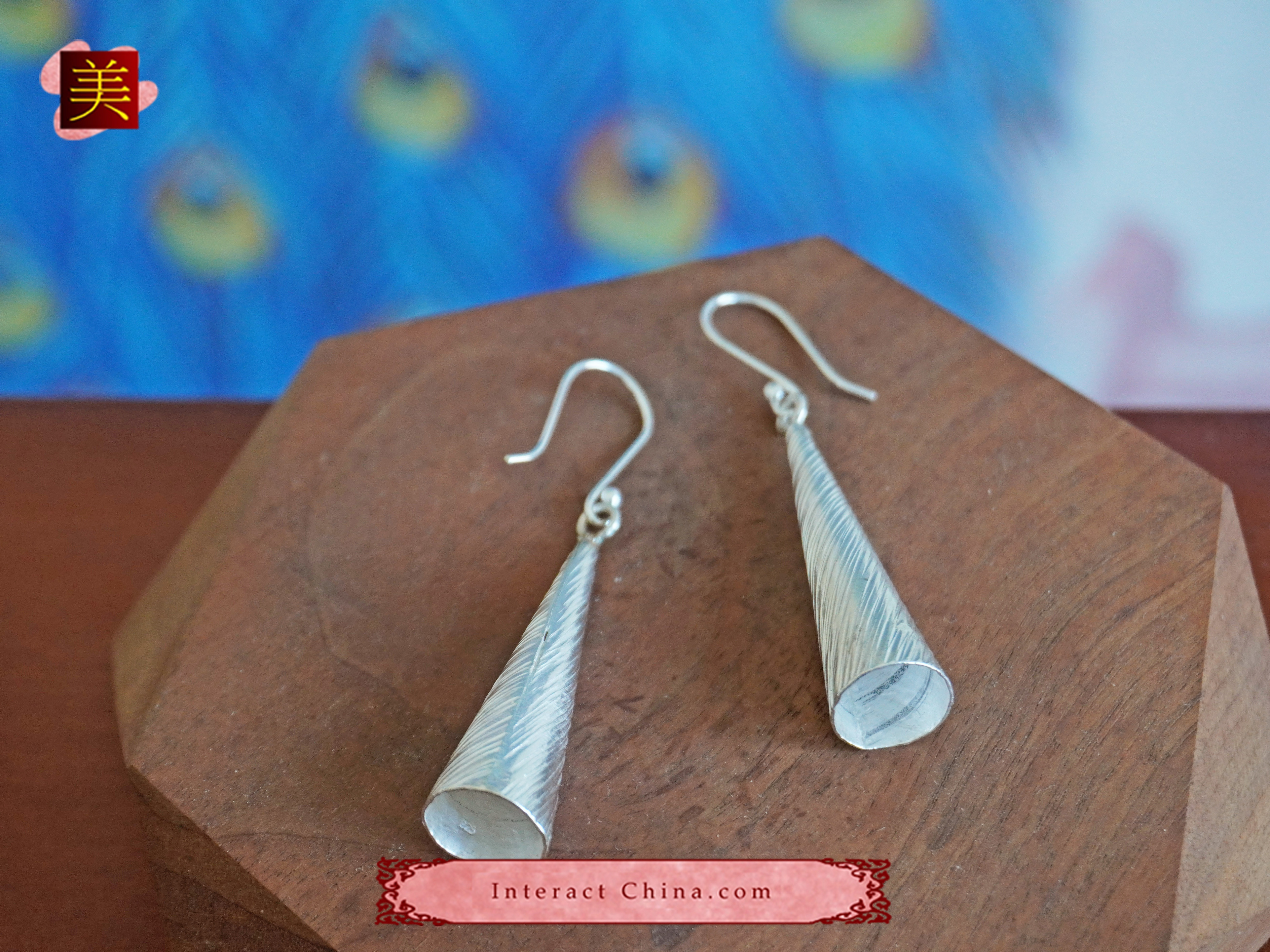 銀純度99％以上のピュアシルバージュエリーアート職人手作りのピアス＃177