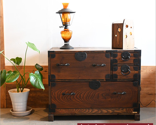 1112 アンティーク　無骨な小箪笥　収納棚　引き出し　陳列台　ケース　レトロ 1112 アンティーク 無骨な小箪笥 収納棚 引き出し 陳列台 ケース