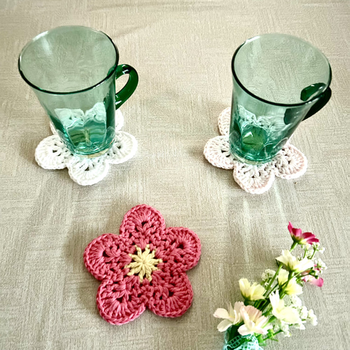 梅の花 手編み ドイリー コースター 茶托 ガーランド アップリケ 3枚