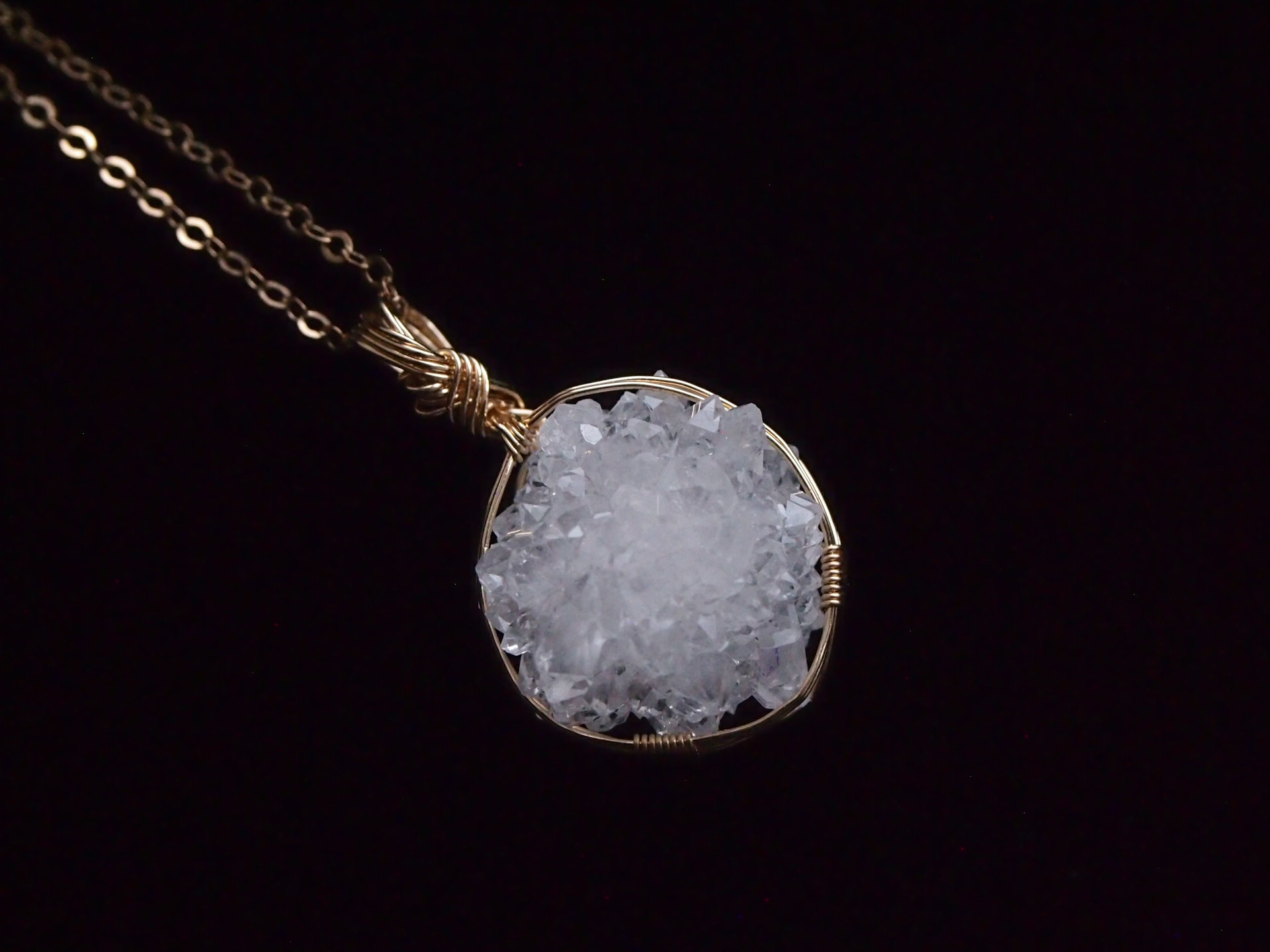 金平糖水晶の女神巻き®ペンダントトップ