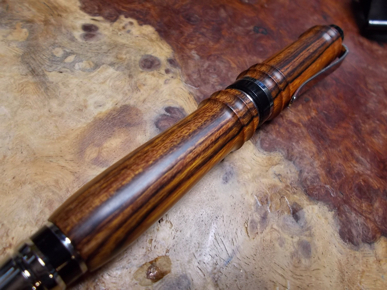 デザートアイアンウッドのボールペン！(ジェットストリーム ＳＸＲ-600付)　手作り品　プレゼントに！