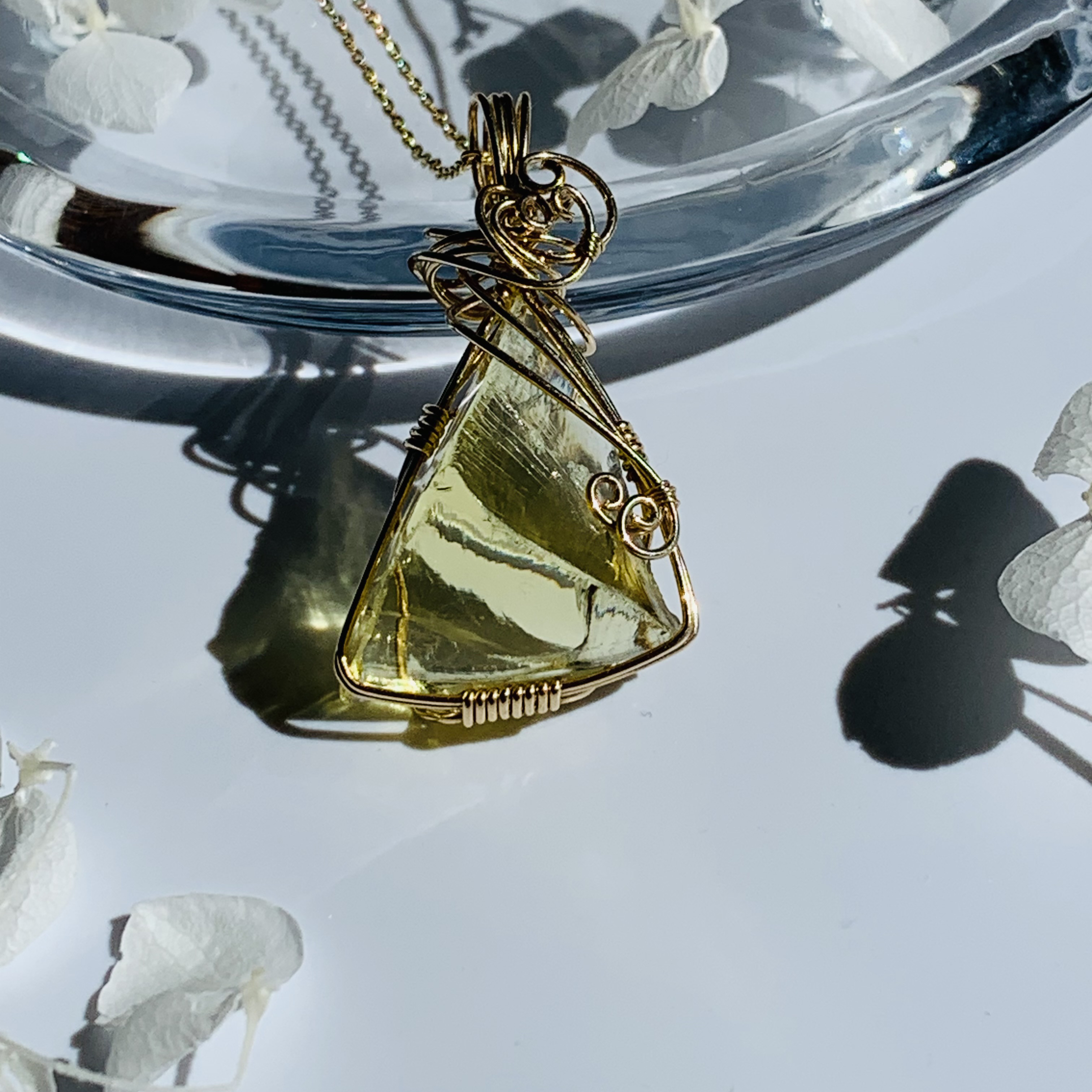 アンダラクリスタル　レモンイエロー