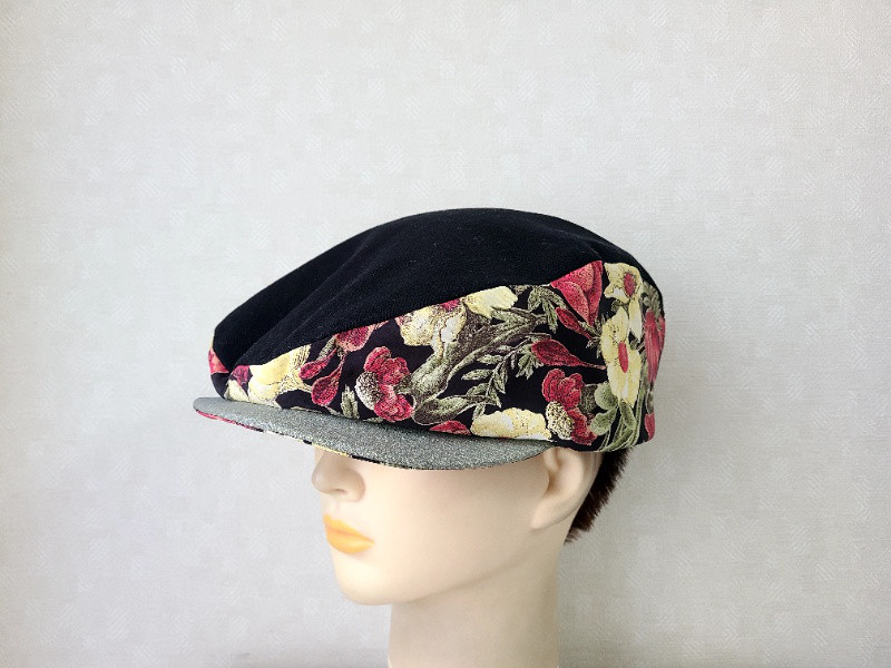 魅せる帽子☆春を呼ぶ♪バイカラーハンチング～ブラック&フラワープリント