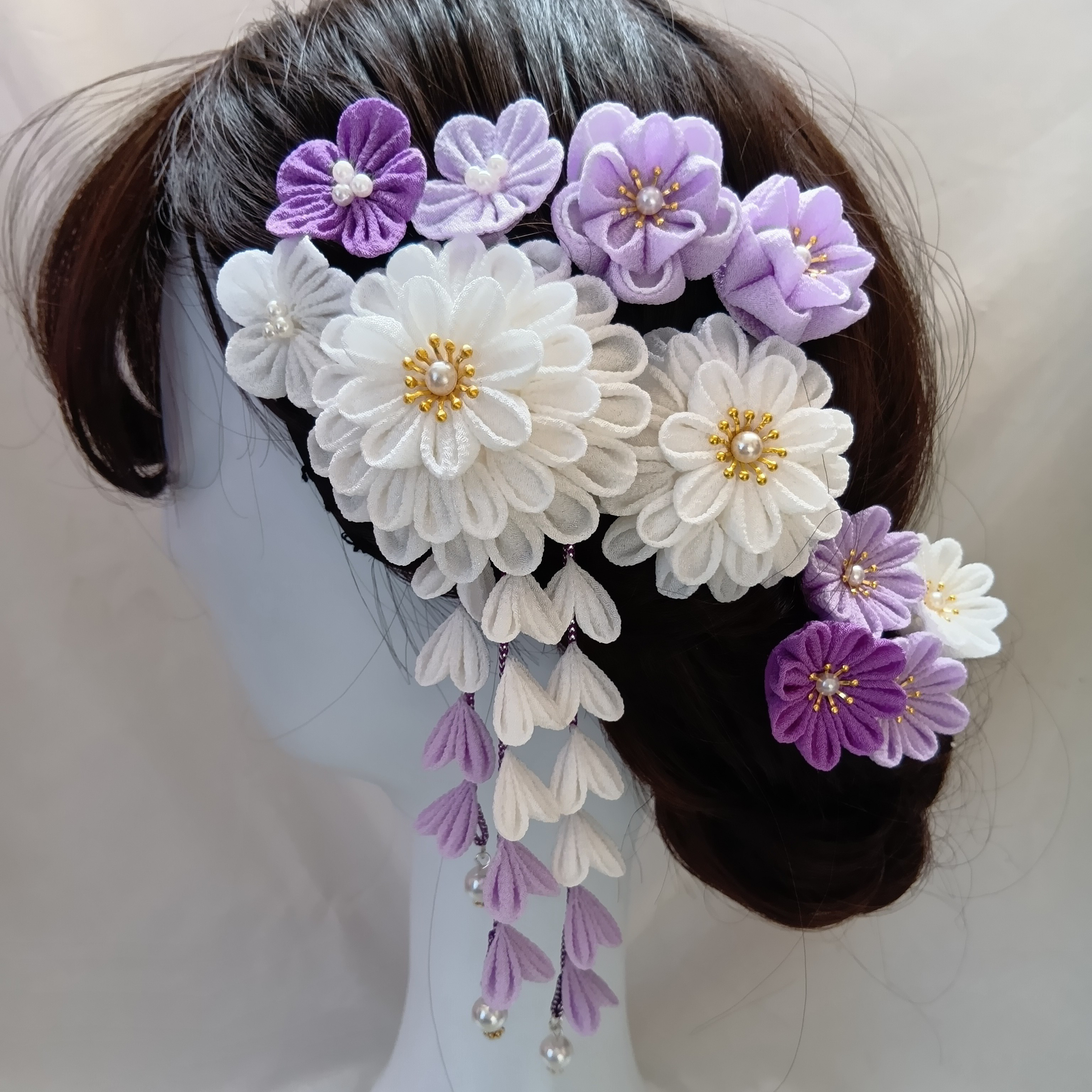 【受注制作】つまみ細工　髪飾り　七五三　卒業式　成人式　和装　袴　白 　藤色　Uピン　卒業式　入学式　和装　袴　下がり