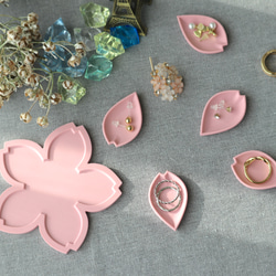 桜＆桜の花びらモチーフ　アクセサリートレー＆小物入れ 5枚目の画像