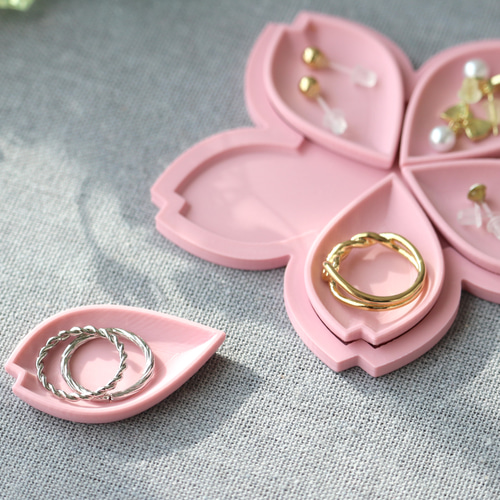 桜＆桜の花びらモチーフ アクセサリートレー＆小物入れ その他