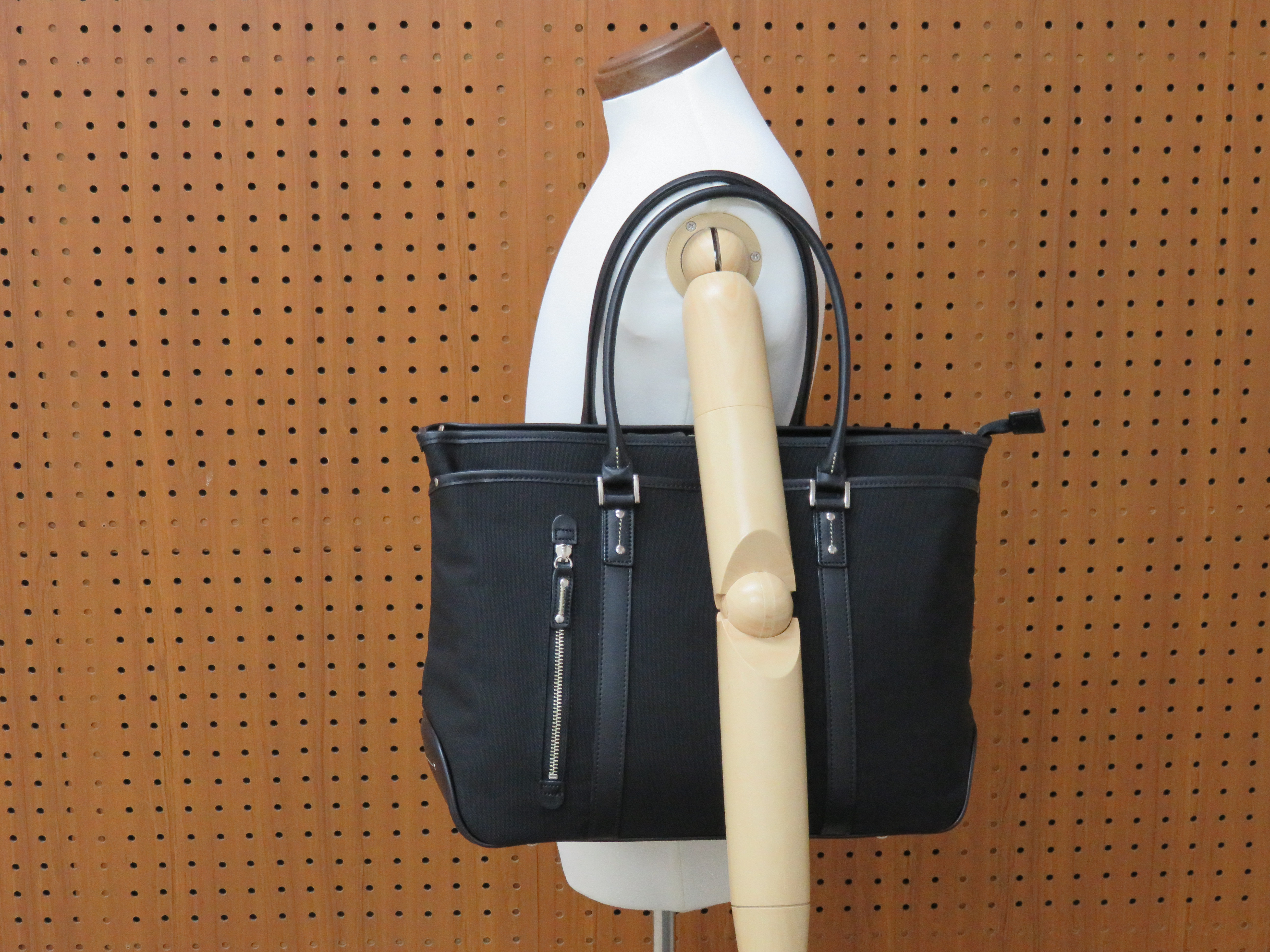 木和田　ナイロン（生地名：エビータ）　No.5025「エビータビジネストートバッグ」　日本製