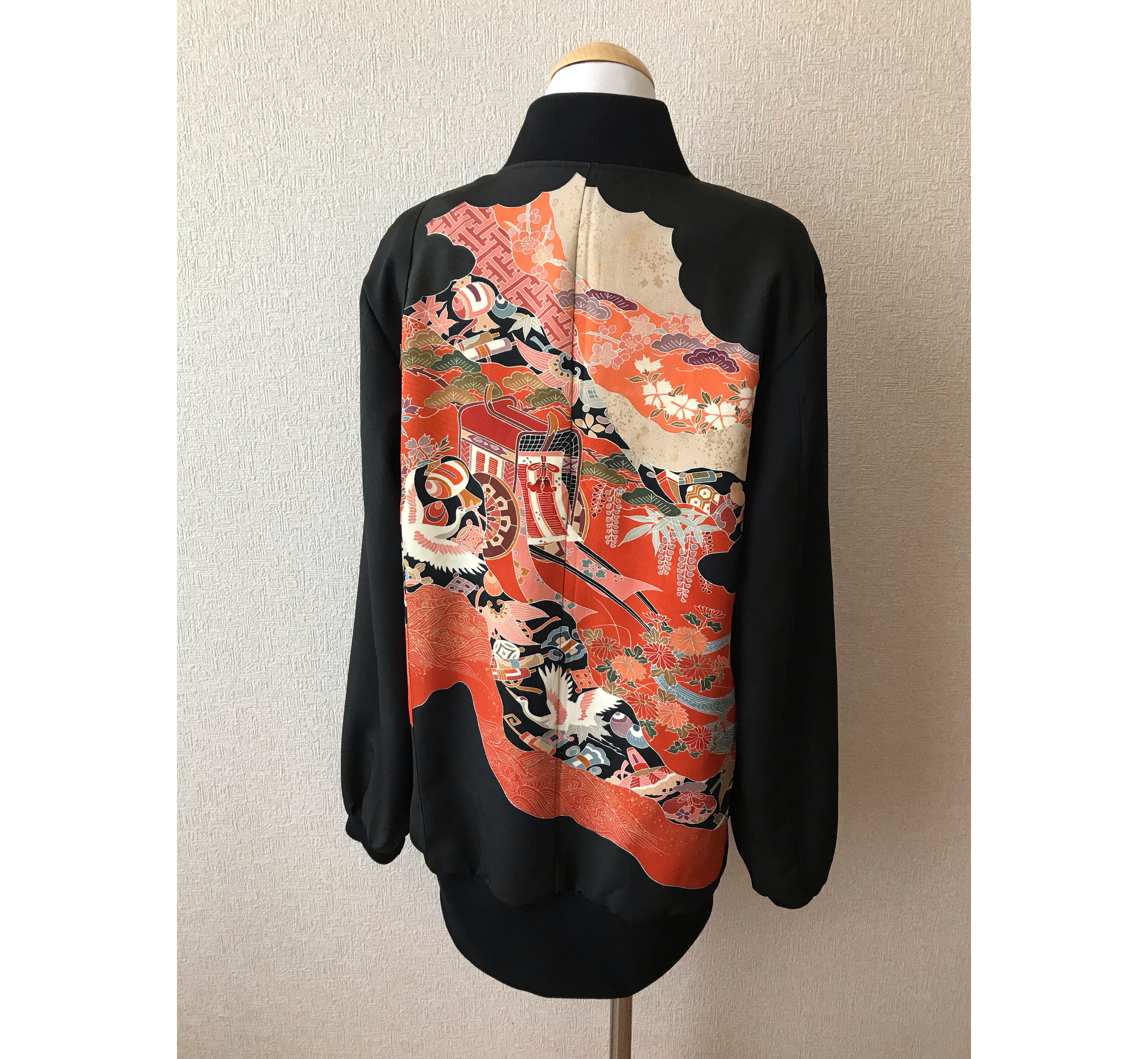 101 ★黒留袖★着物リメイク ★メンズM★ブルゾン★スカジャン