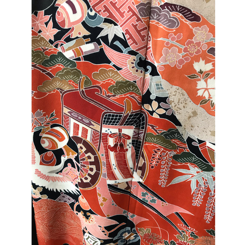 101 ☆黒留袖☆着物リメイク ☆メンズM☆ブルゾン☆スカジャン