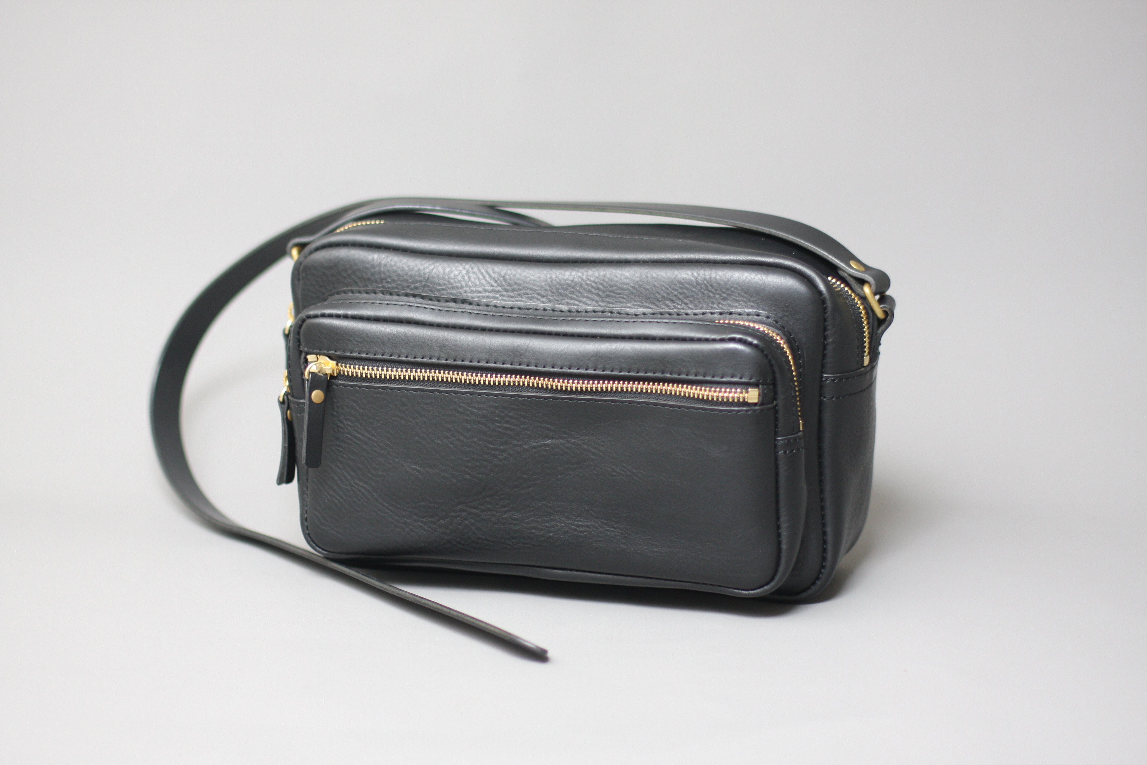 受注制作★フルグレインレザー★ショルダーバッグ Origin