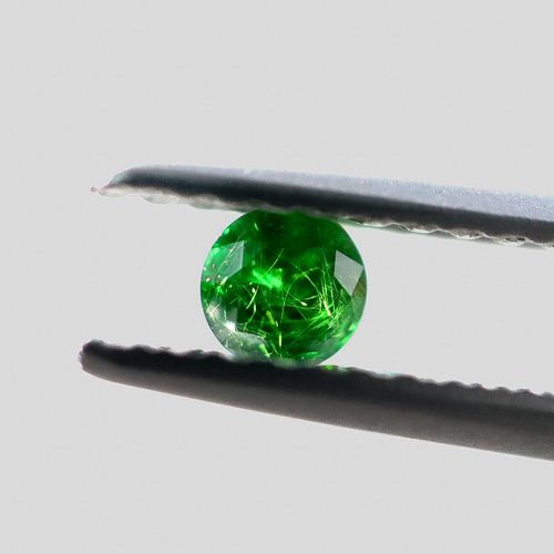 ロシア産 デマントイドガーネット ルース 0.116ct ソーティング