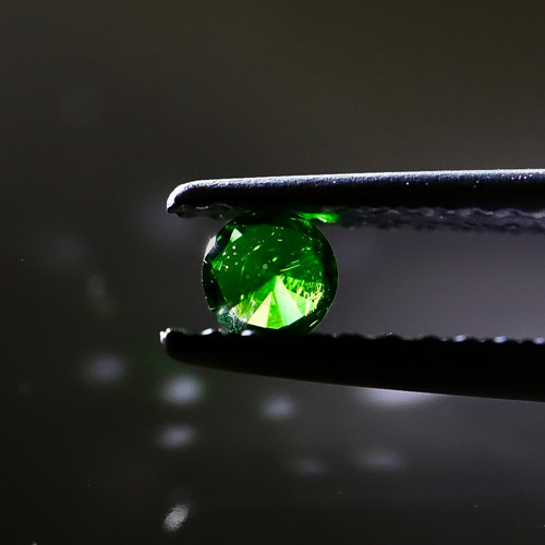 【ホーステールあり】ロシア産デマントイドガーネット（ソーティング付） ロシア産 デマントイドガーネット ルース 0.116ct ソーティング付き