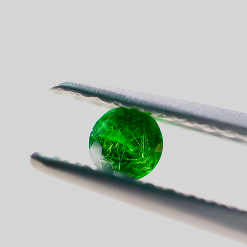 ロシア産 デマントイドガーネット ルース 0.116ct ソーティング付き