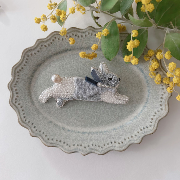 ヴィンテージ　手刺繍　うさぎのフィレレース【sa445】 ヴィンテージ　手刺繍　うさぎのフィレレース【sa445】