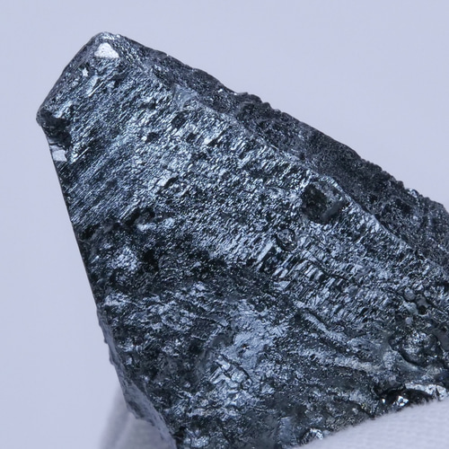 希少【鉱物 標本 赤鉄鉱 結晶 原石】イラン Hormuz Island コランダム