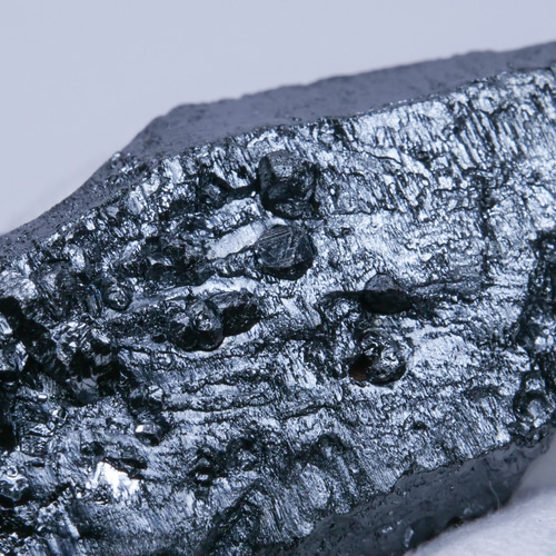 希少【鉱物 標本 赤鉄鉱 結晶 原石】イラン Hormuz Island コランダム