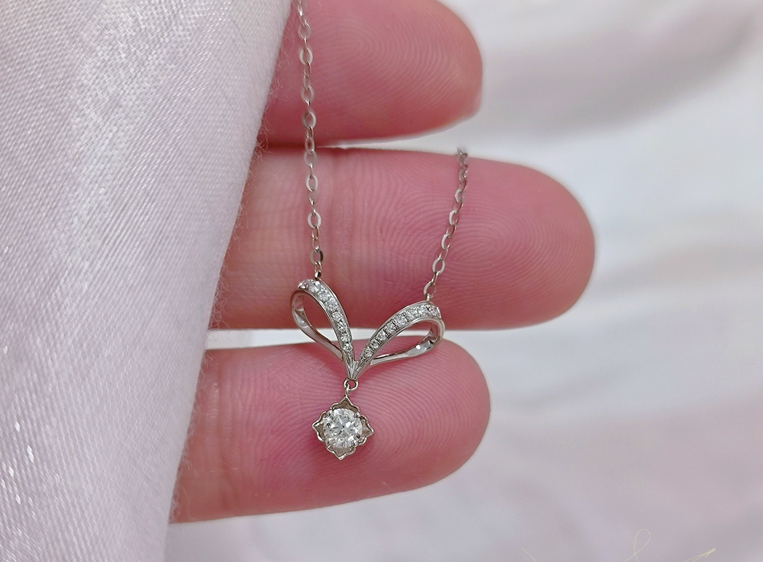 天然ダイヤモンドネックレスk18