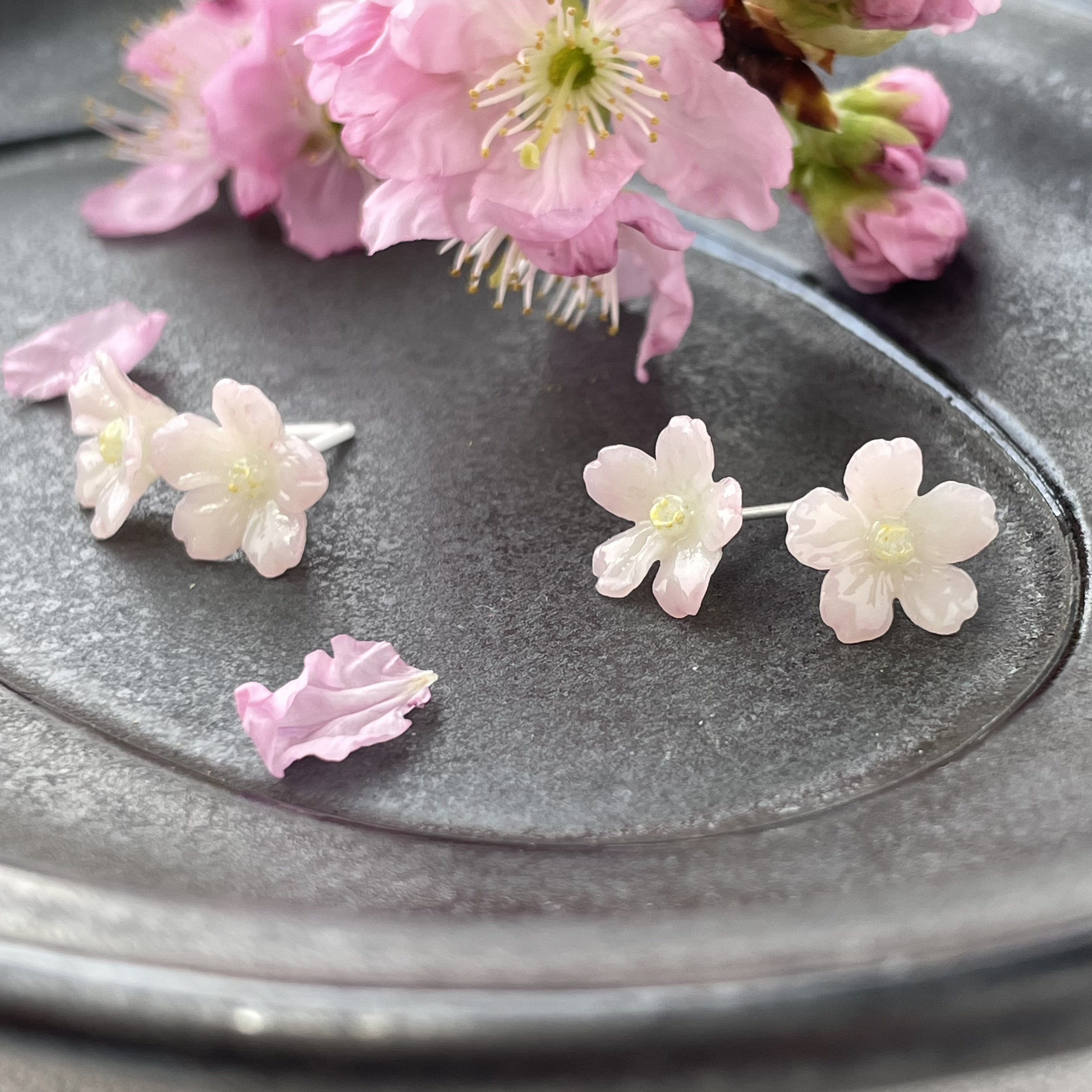 陶磁器｜淡桜（あわざくら）のピアス・イヤリング