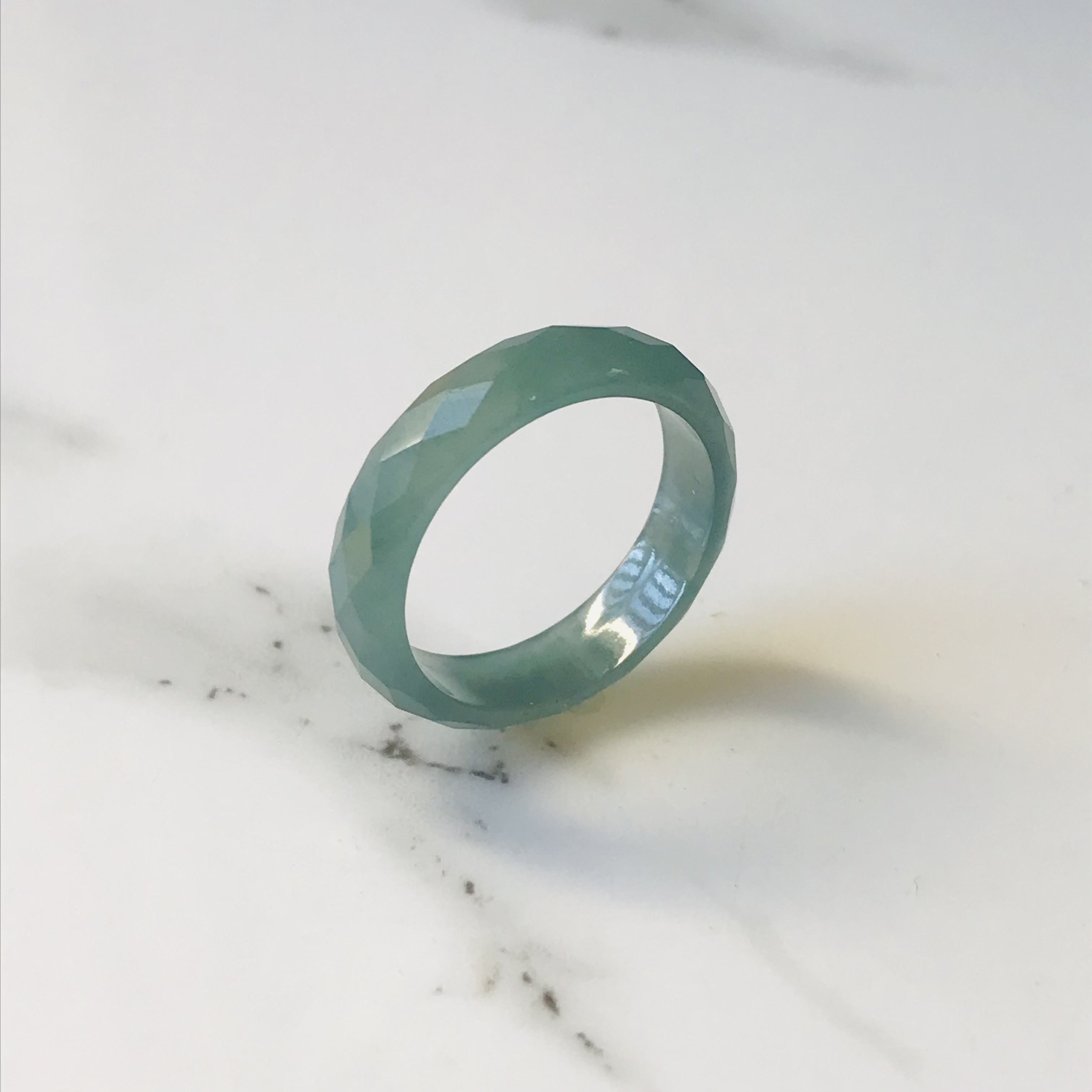 [R60-003］ ジェイド　JADE ヒスイ　本翡翠　くりぬきリング　13号　天然石　グアテマラ産　指輪　　ファセット