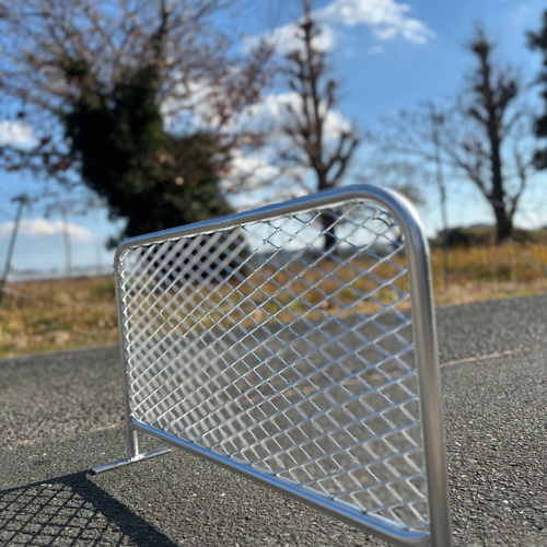 愛犬の脱走防止に!!アメリカンフェンス風バリケード 600×300