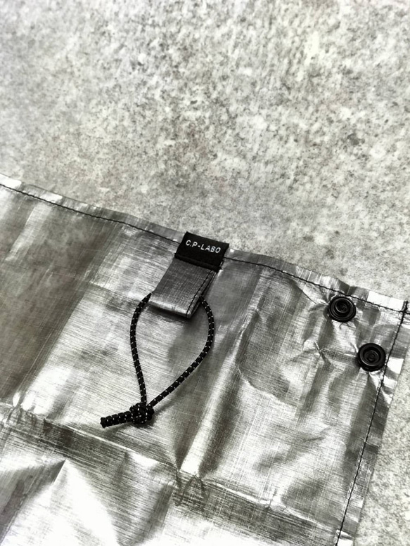 登山・キャンプに最適。ウルトラライトで防水UL-DCF-SEAT(ウルトラライトDCFシート)でテーブルのように使えます 8枚目の画像