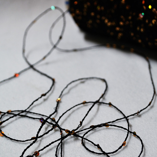 【デッドストック】LUSTRUSA  スパンコール糸  ブラックA  イタリア製     LST-23　野島刺繍